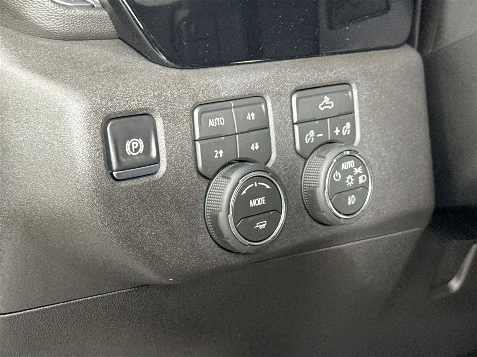 Used 2026 Chevrolet Silverado 1500 RST w/ Convenience Package II AWD/4WD image 16