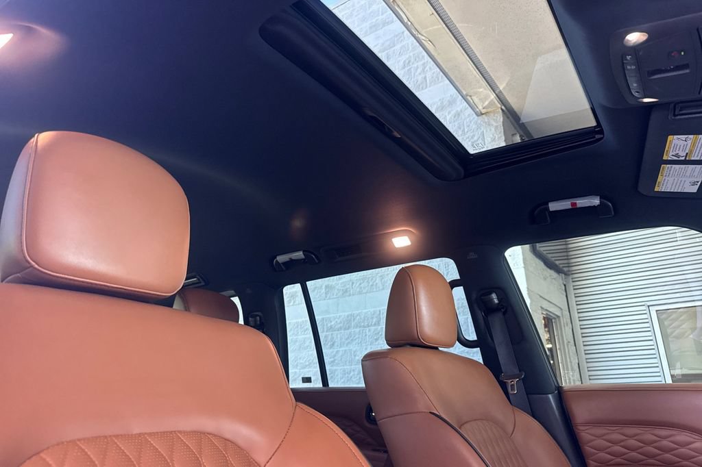 Used 2024 INFINITI QX80 Sensory w/ Cargo Package AWD/4WD image 16