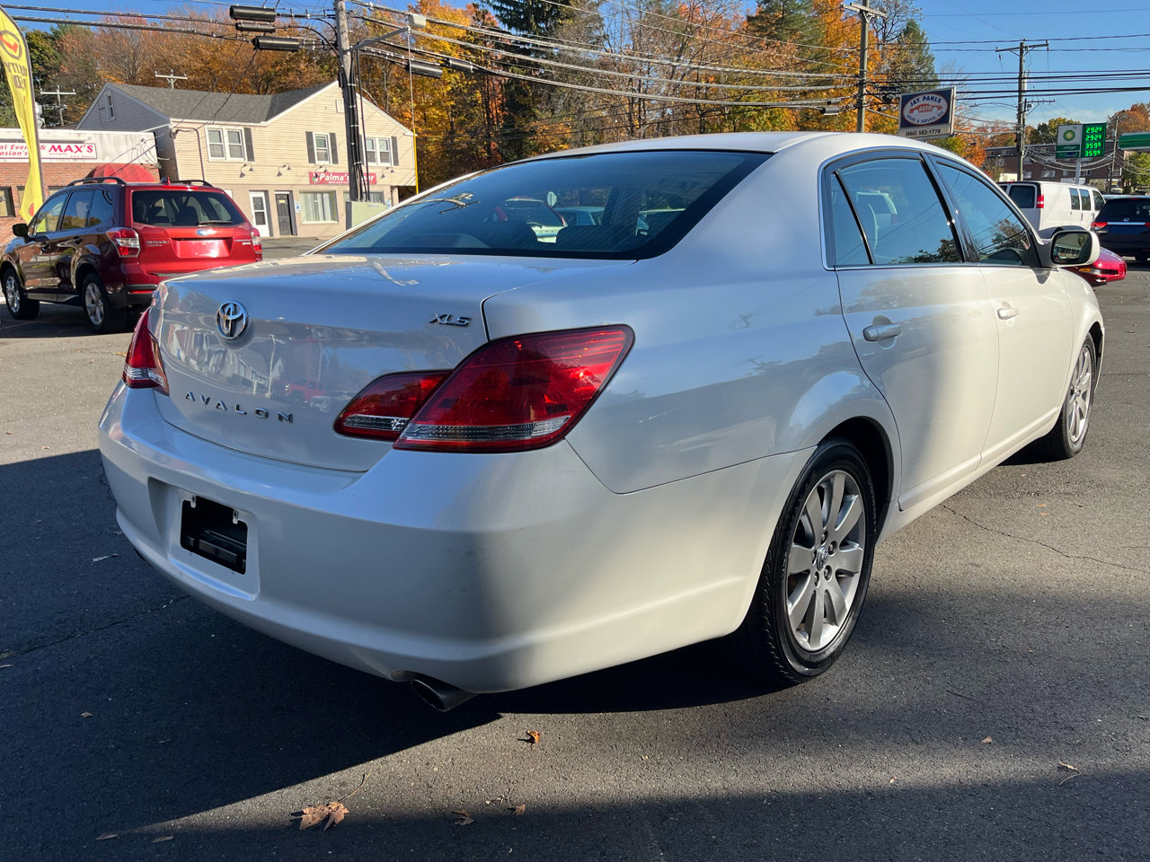 Used 2005 Toyota Avalon Touring image 5