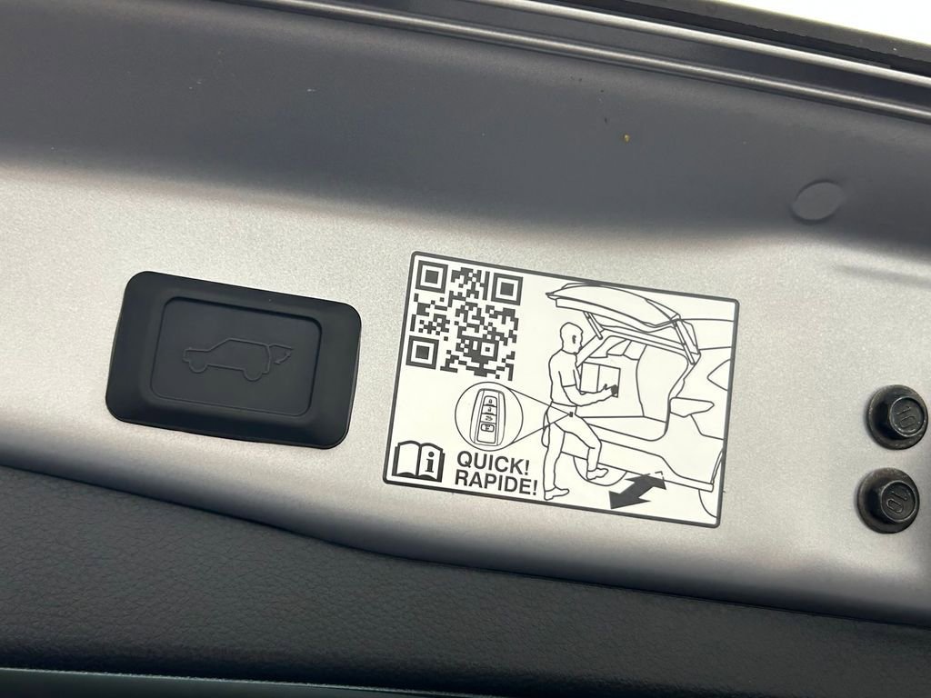 Used 2025 Toyota RAV4 Limited image 47