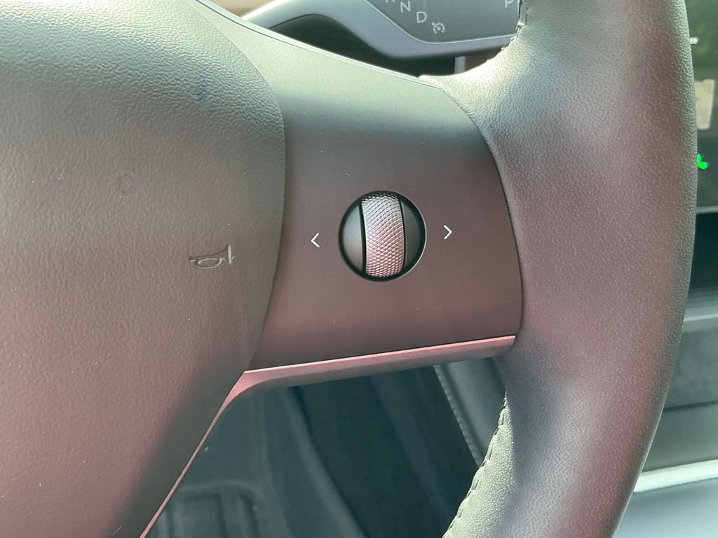 Used 2021 Tesla Model 3 Long Range AWD/4WD image 27