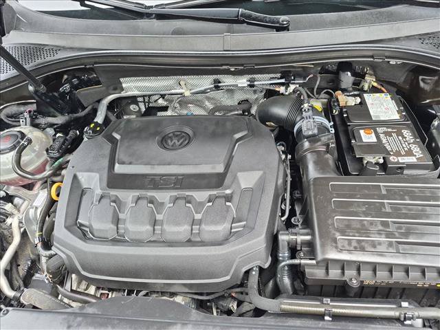 Used 2021 Volkswagen Tiguan SE R-Line FWD image 24
