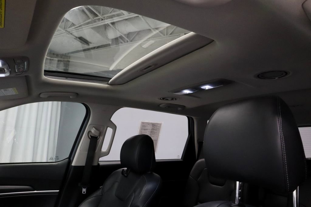 Used 2022 Kia Telluride S AWD/4WD image 35