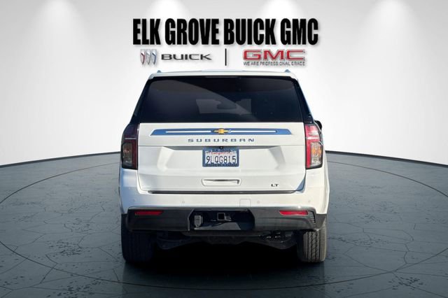 Used 2024 Chevrolet Suburban LT image 5