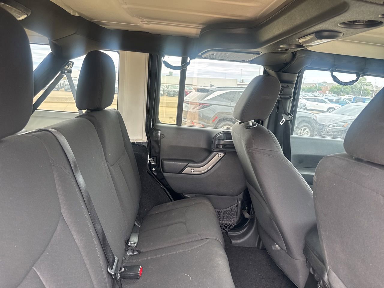 Used 2015 Jeep Wrangler Unlimited Sport w/ Quick Order Package 24S AWD/4WD image 32