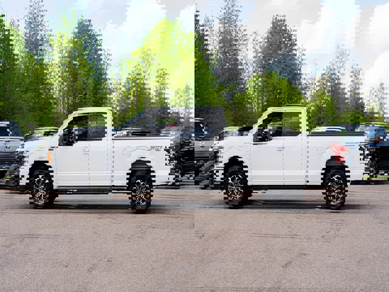 Used 2020 Ford F150 XLT w/ Equipment Group 302A Luxury image 7