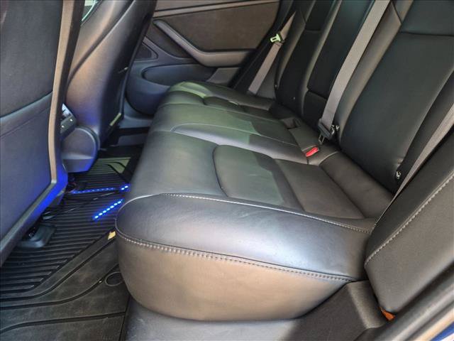 Used 2018 Tesla Model 3 Long Range RWD image 19