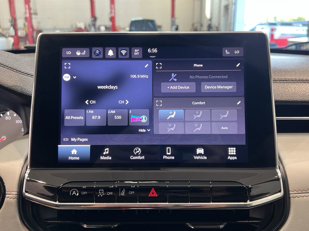 Used 2022 Jeep Compass Limited image 21