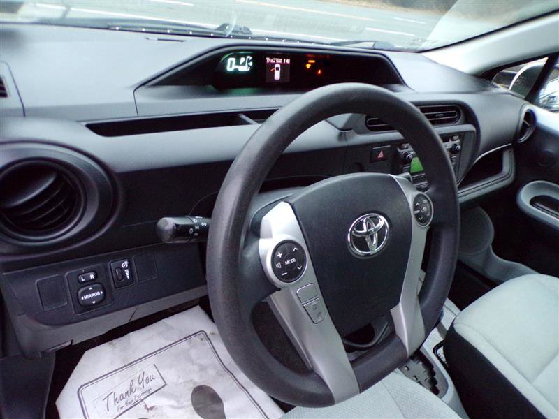 Used 2014 Toyota Prius C One image 32