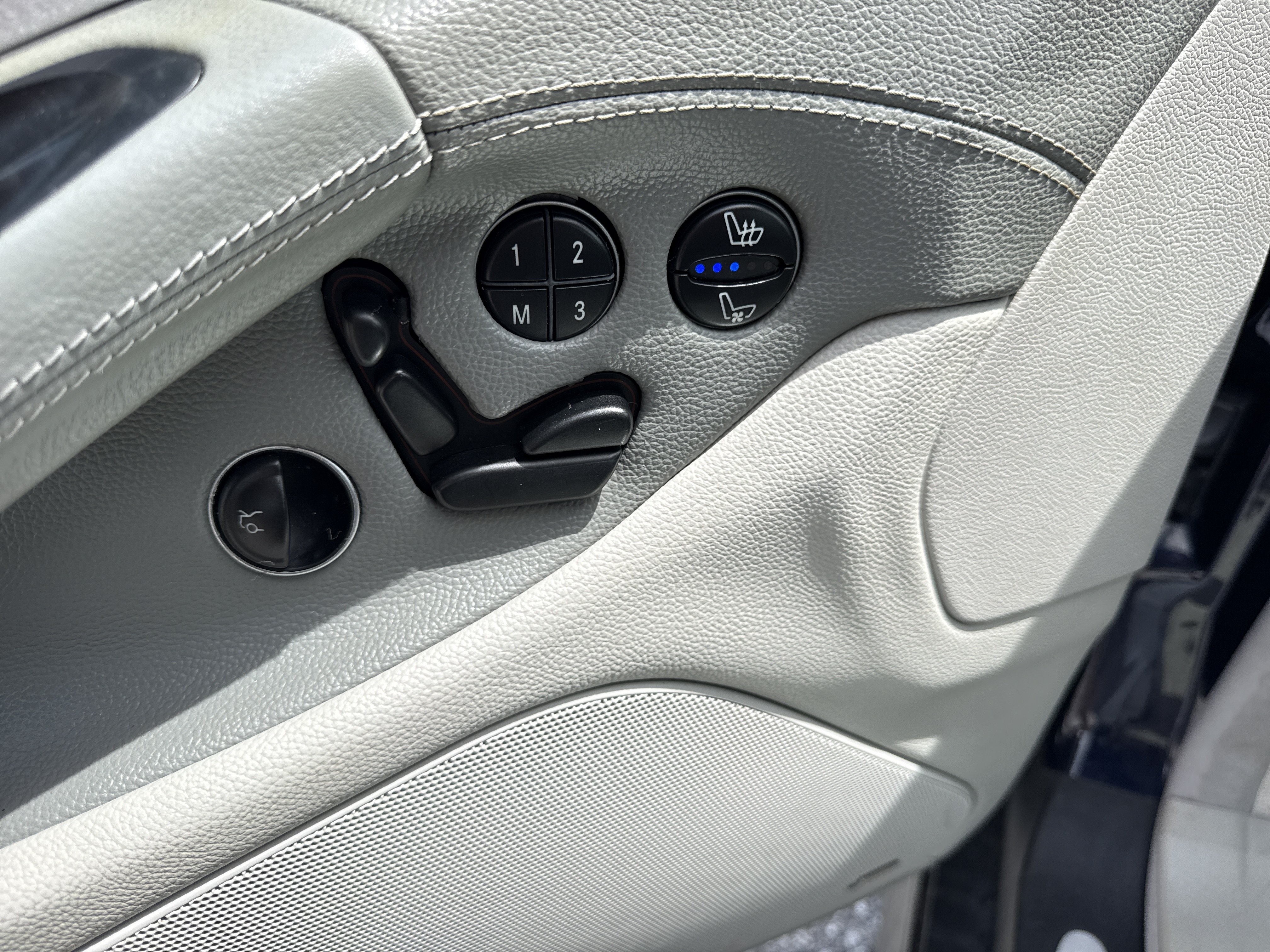 Used 2006 Mercedes-Benz SL 55 AMG image 27
