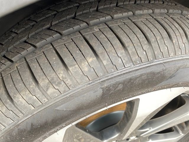 Used 2023 Ford Escape Platinum image 23