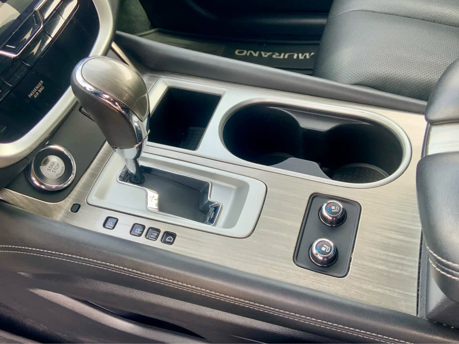 Used 2018 Nissan Murano SV image 45