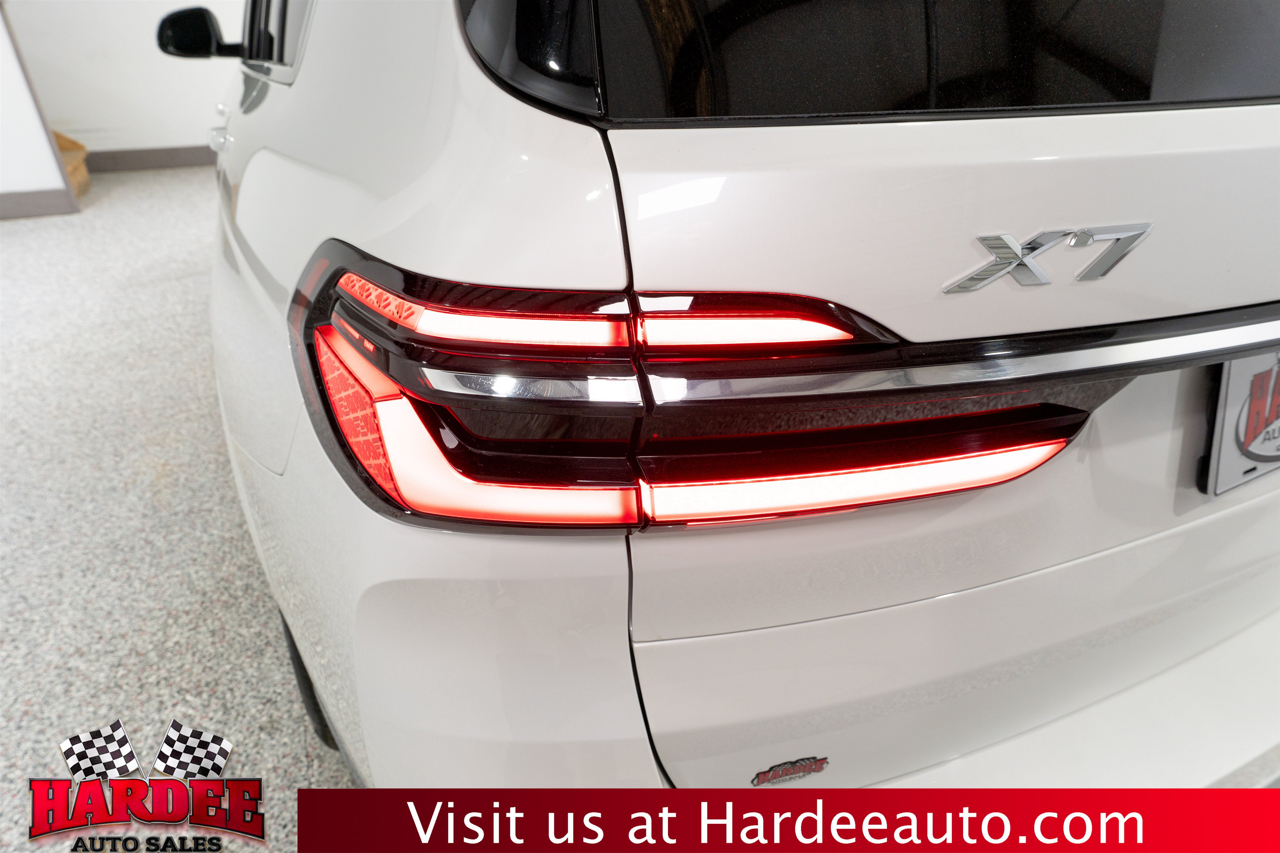 Used 2025 BMW X7 xDrive40i w/ Executive Package AWD/4WD image 9