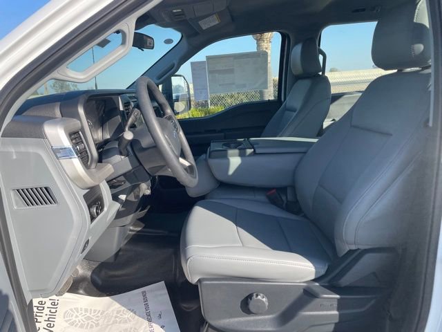 New 2026 Ford F250 XL w/ XL Chrome Package image 19