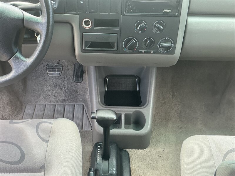 Used 2003 Volkswagen Eurovan Camper FWD image 25