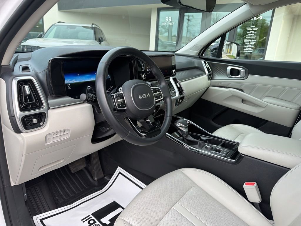 Certified 2023 Kia Sorento SX AWD/4WD image 27