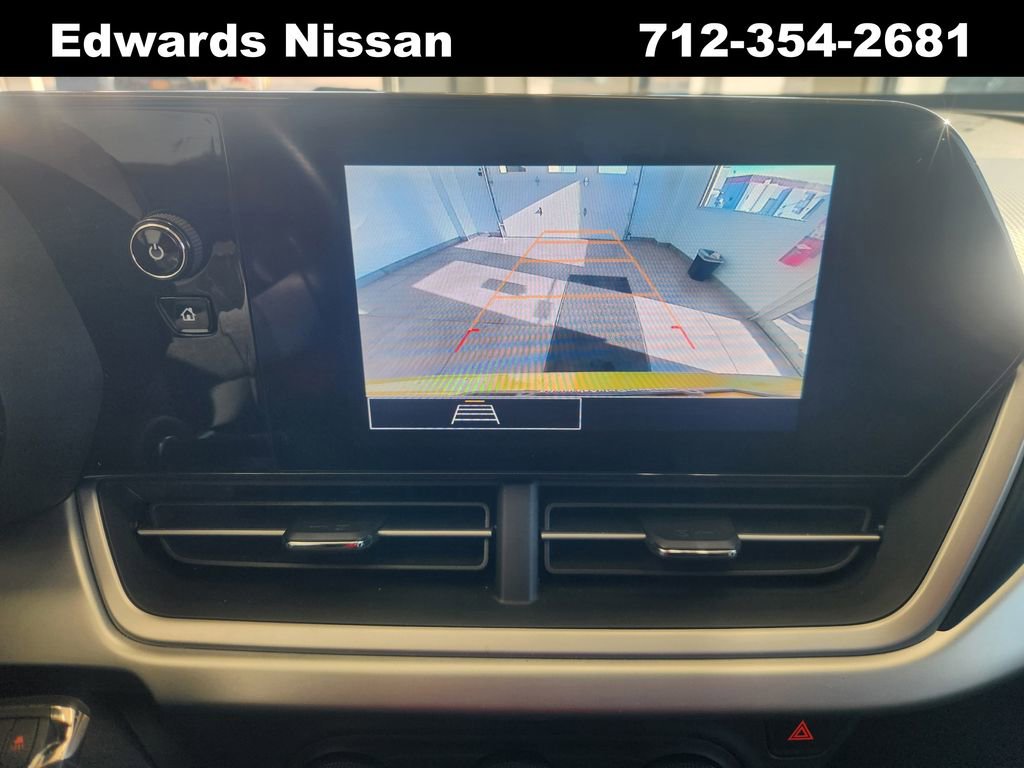 Used 2024 Chevrolet Trax RS w/ Driver Confidence Package image 29