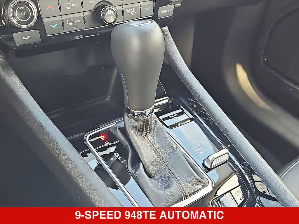 Used 2022 Jeep Compass Limited AWD/4WD image 31