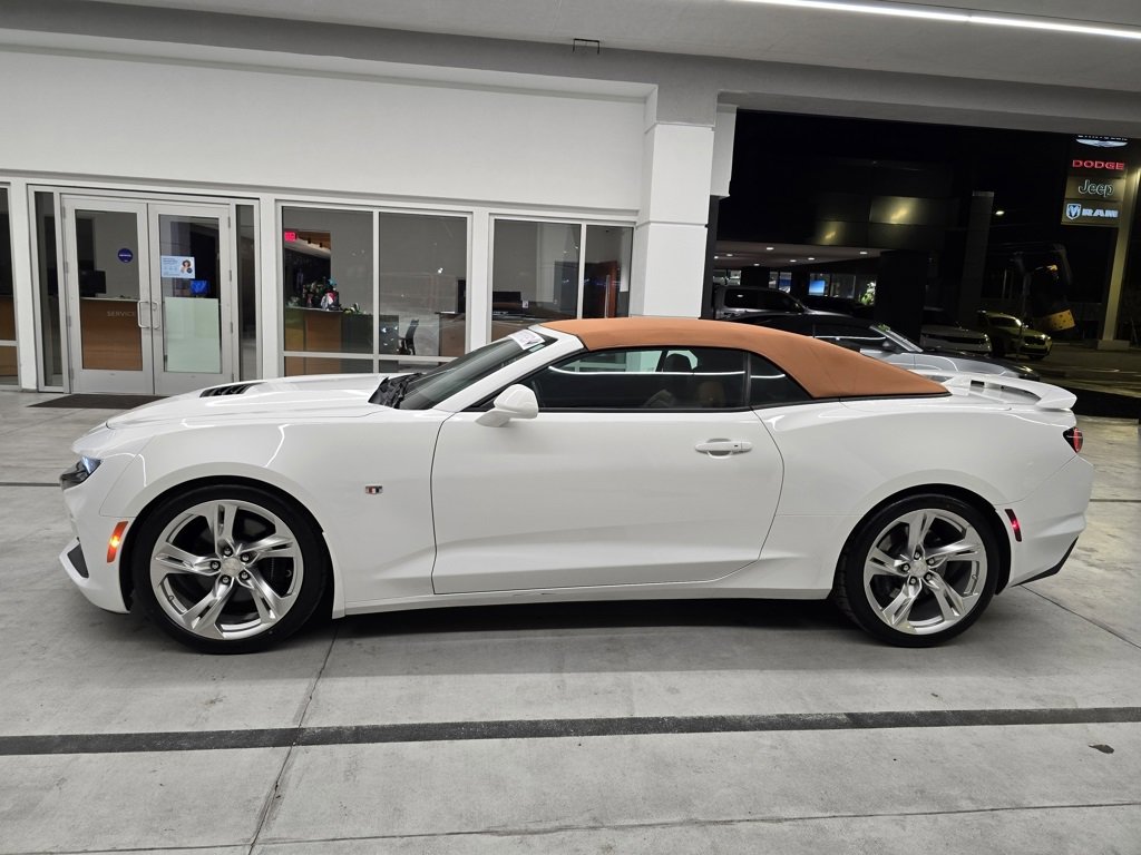 Used 2019 Chevrolet Camaro SS image 3