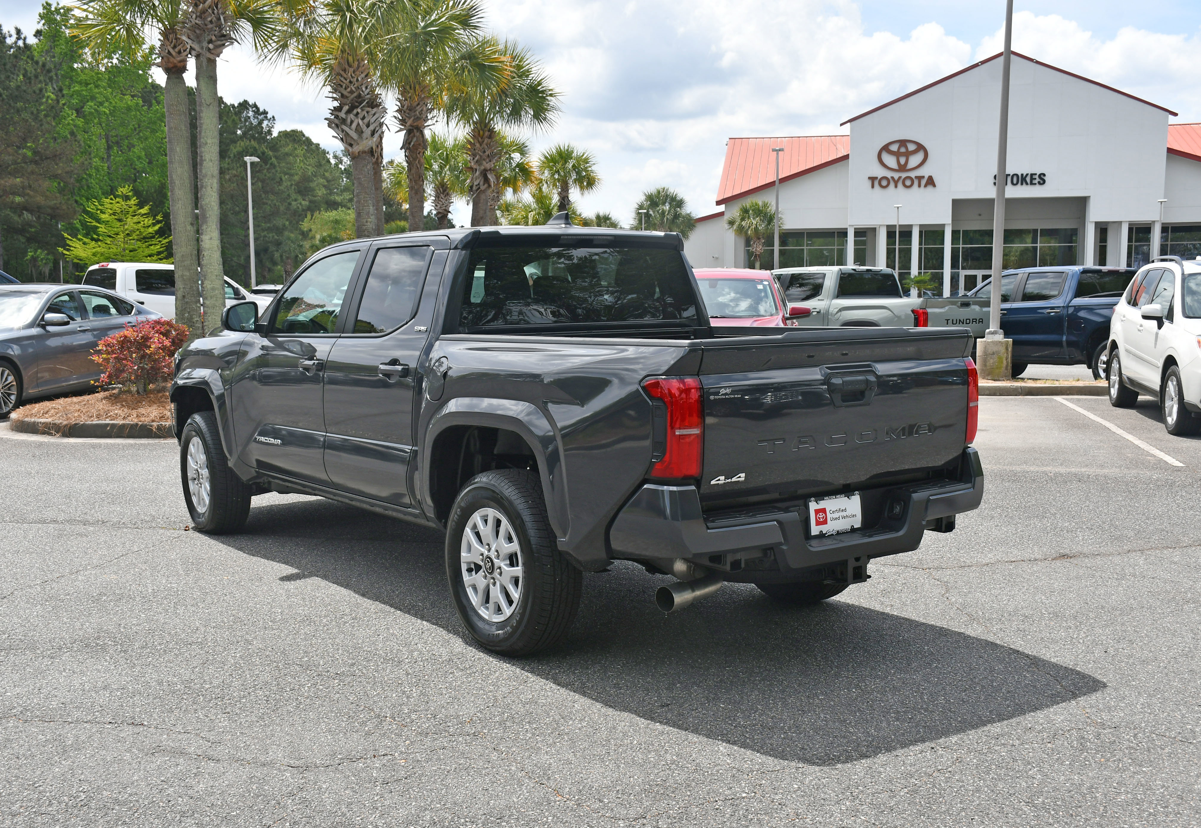 Certified 2026 Toyota Tacoma SR5 AWD/4WD image 3