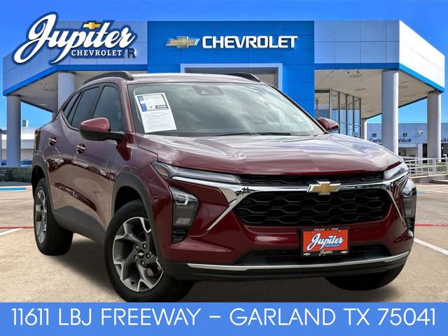 Used 2025 Chevrolet Trax LT