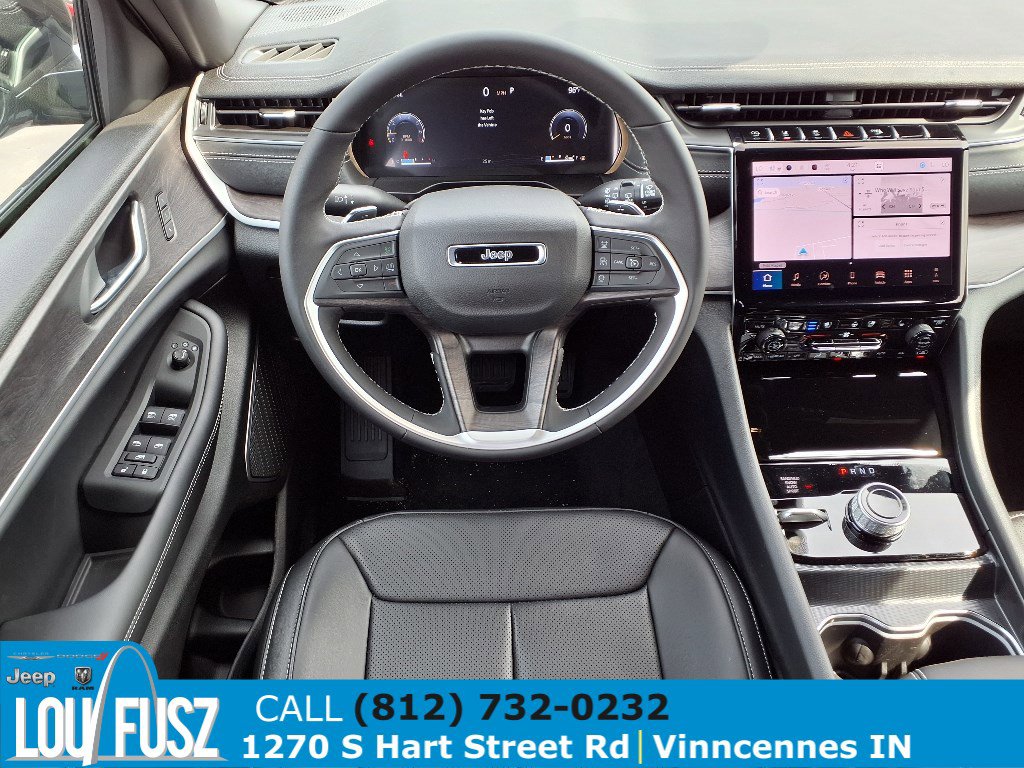 New 2025 Jeep Grand Cherokee L Limited w/ Luxury Tech Group II image 5