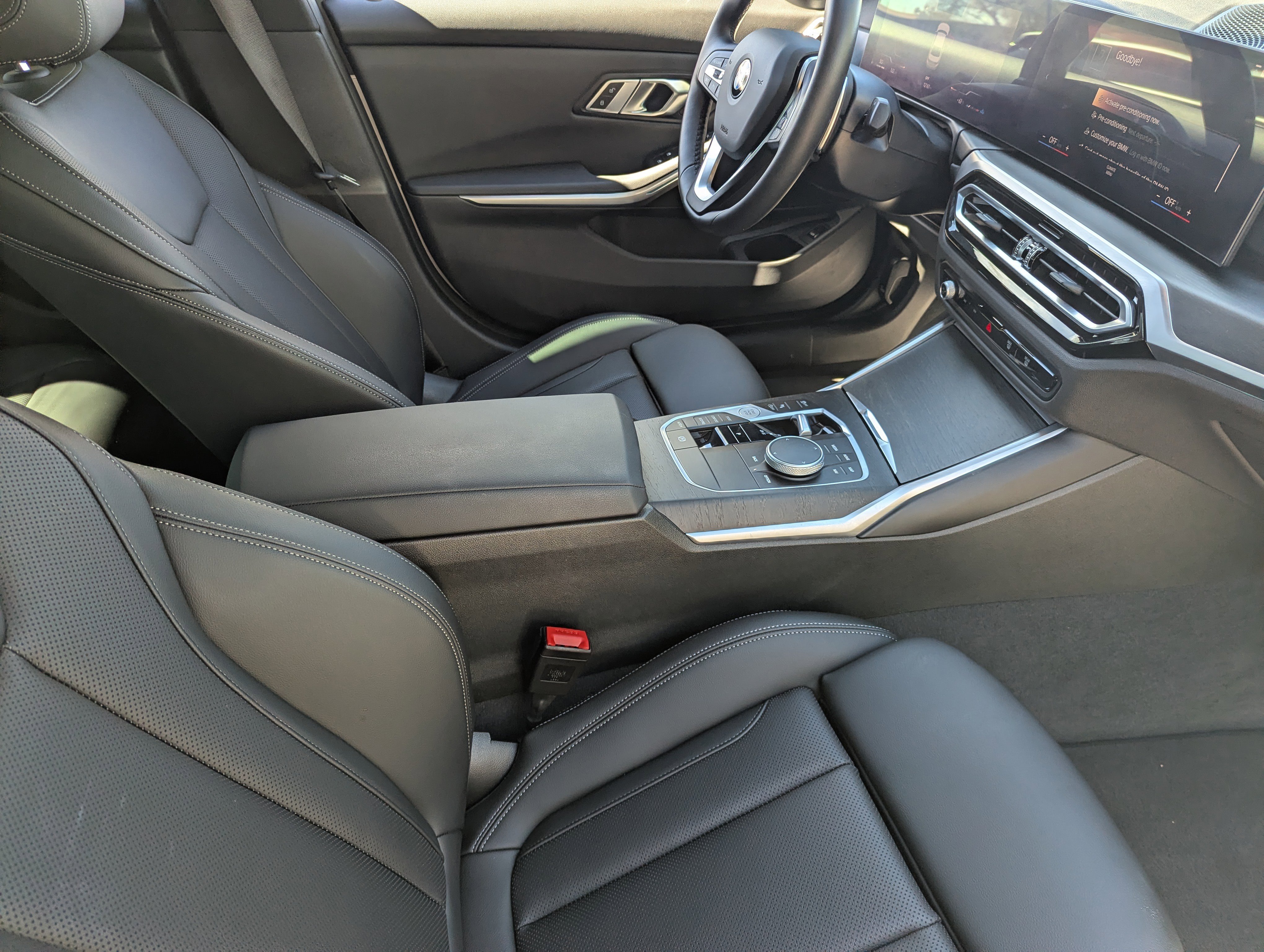 Used 2023 BMW 330i 330i w/ Driving Assistance Package image 12