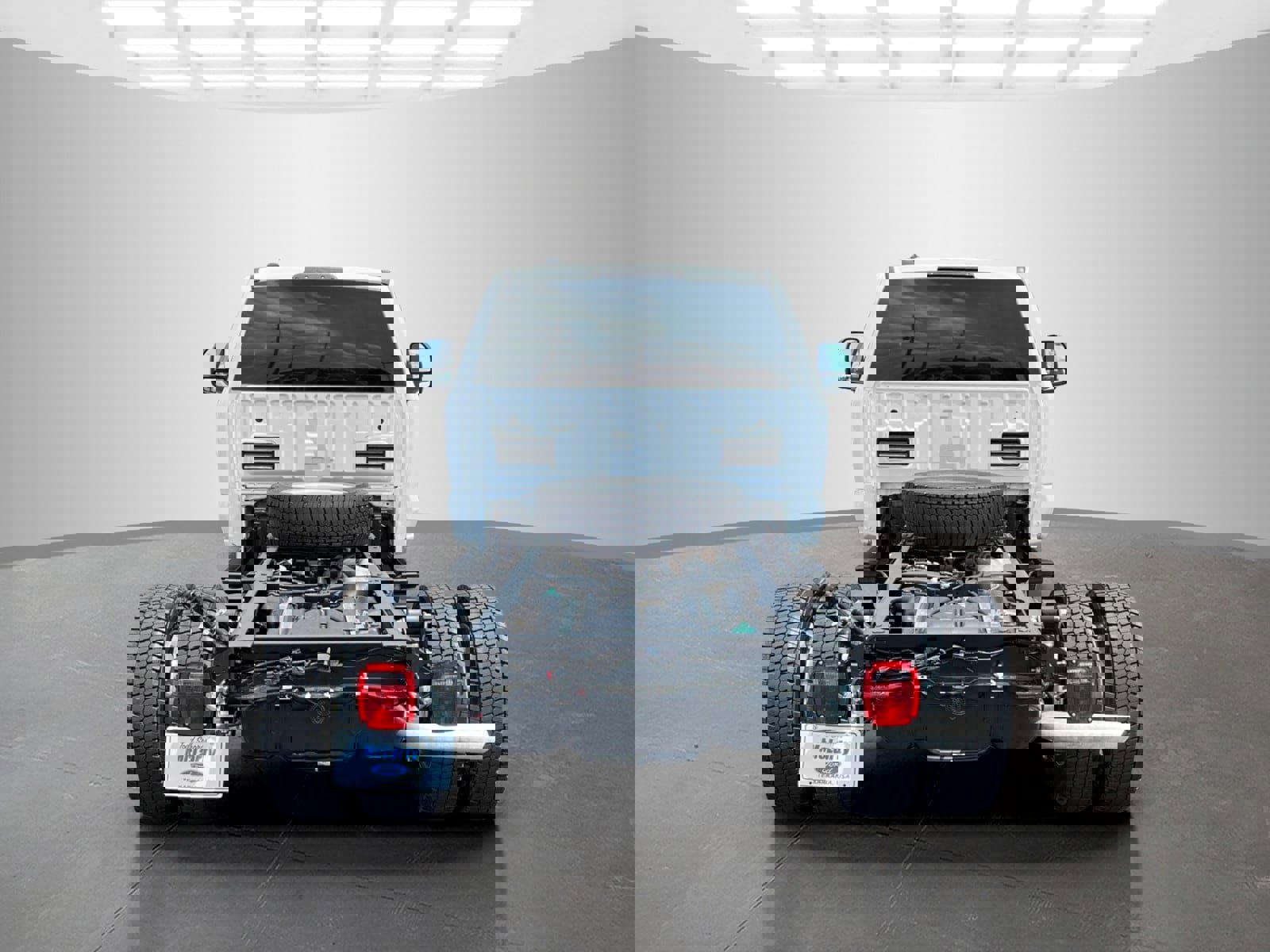 New 2025 Ford F450 XLT w/ XLT Value Package image 5