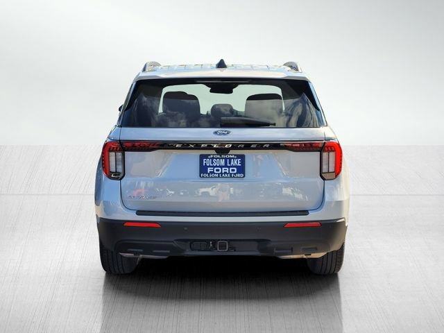 Certified 2025 Ford Explorer Active image 5
