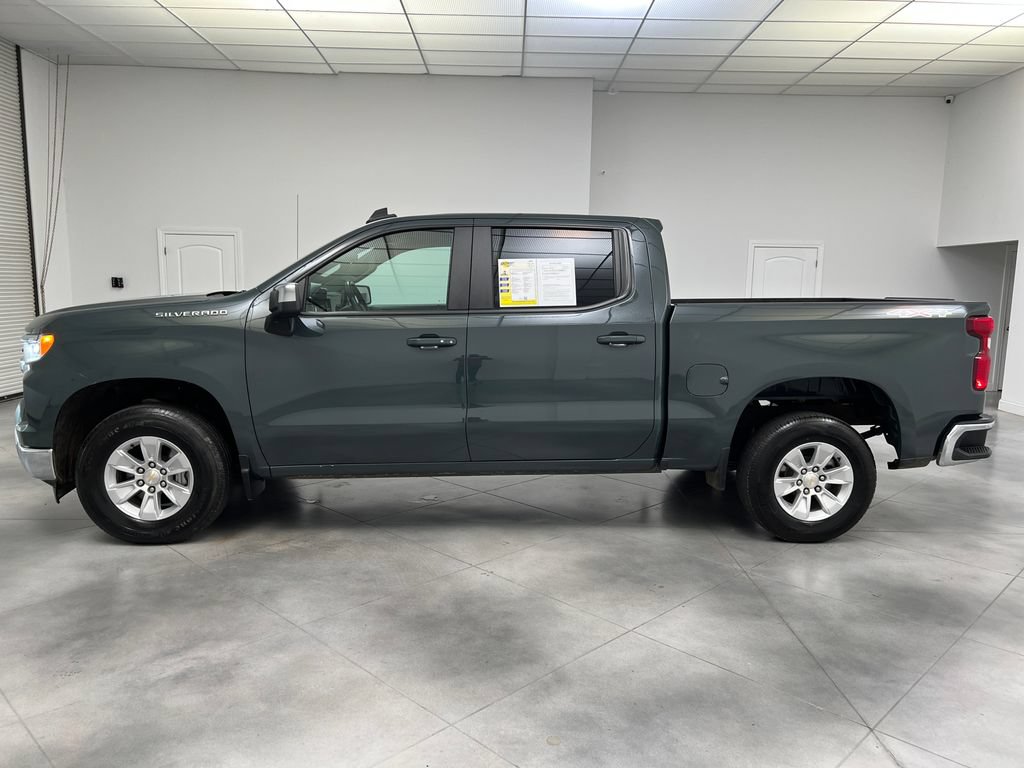 Used 2025 Chevrolet Silverado 1500 LT AWD/4WD image 5