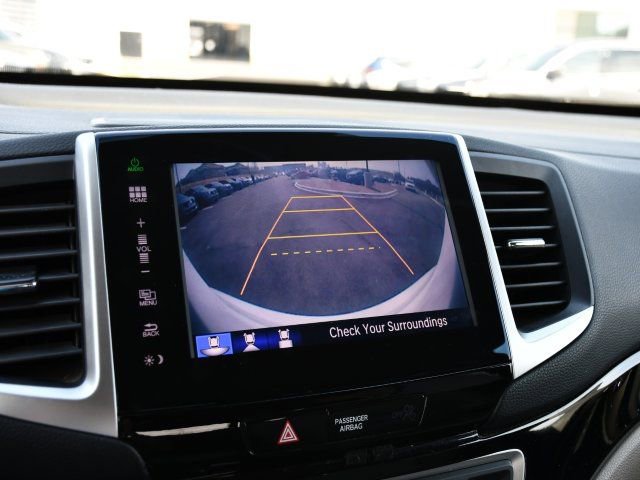 Used 2016 Honda Pilot Touring image 13