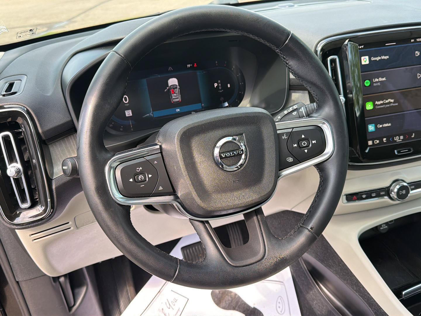 Used 2023 Volvo XC40 B5 Plus w/ Climate Package AWD/4WD image 17