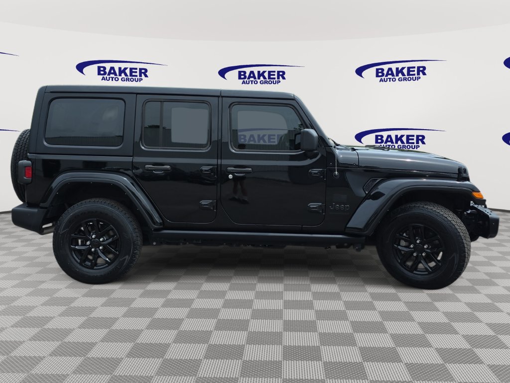 Used 2023 Jeep Wrangler Unlimited Sport AWD/4WD image 2