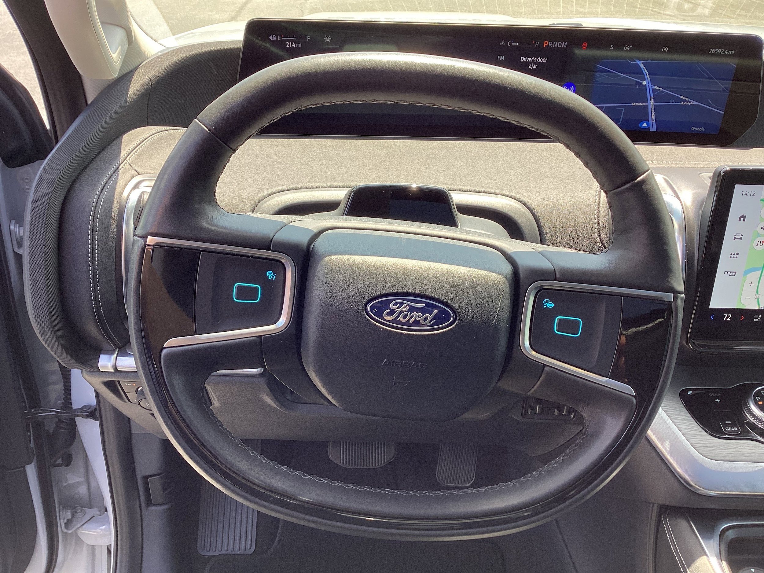 Used 2025 Ford Expedition Platinum w/ Driver's Package AWD/4WD image 18