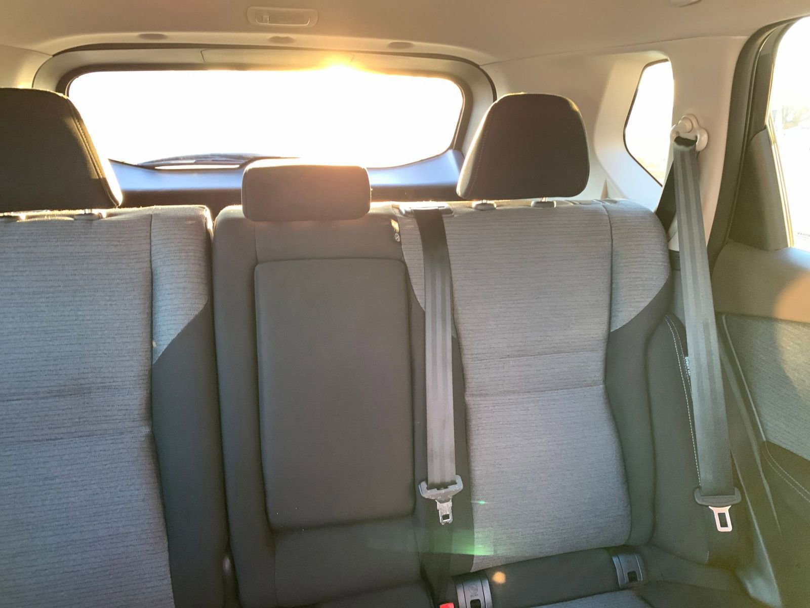 Used 2023 Nissan Rogue SV image 37