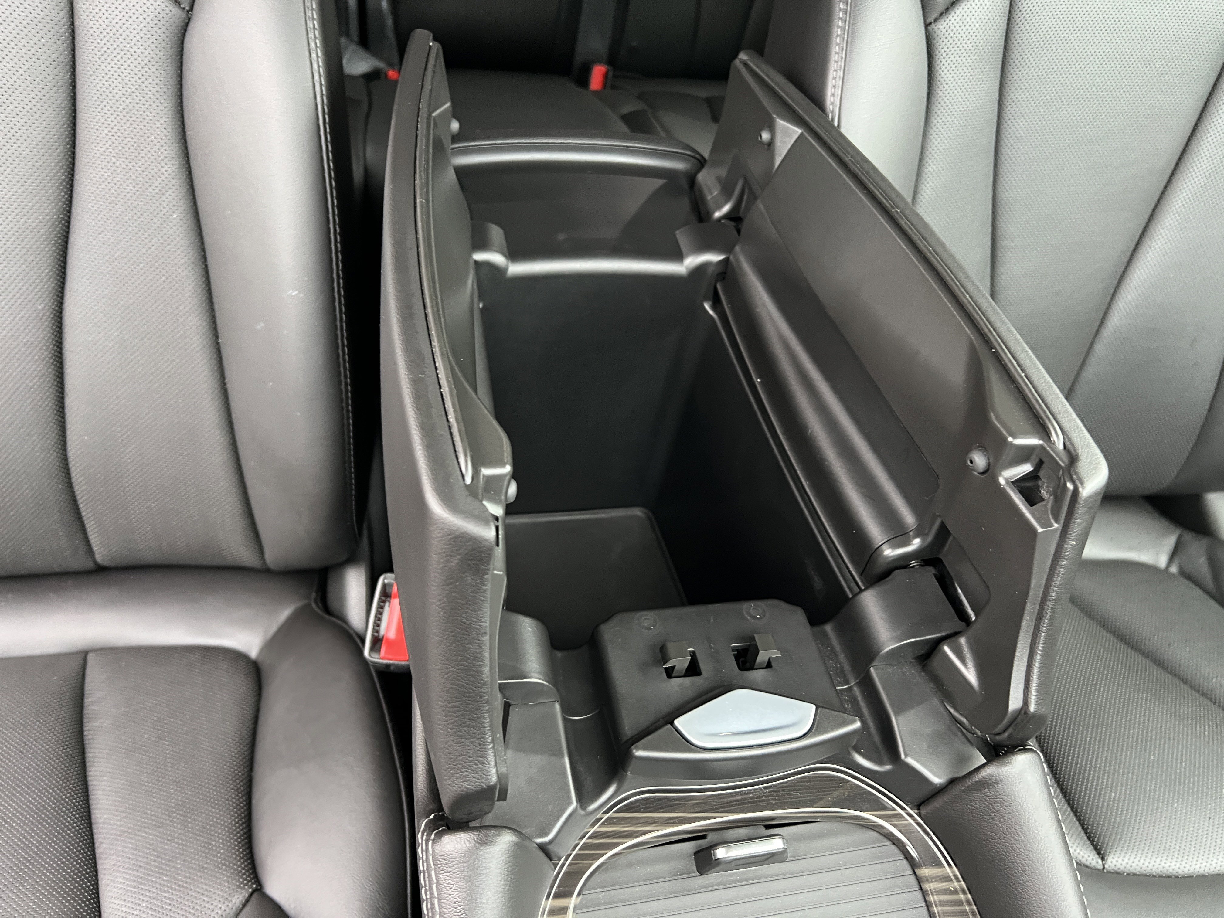 Used 2019 Buick Envision Premium w/ LPO, Active Package image 24