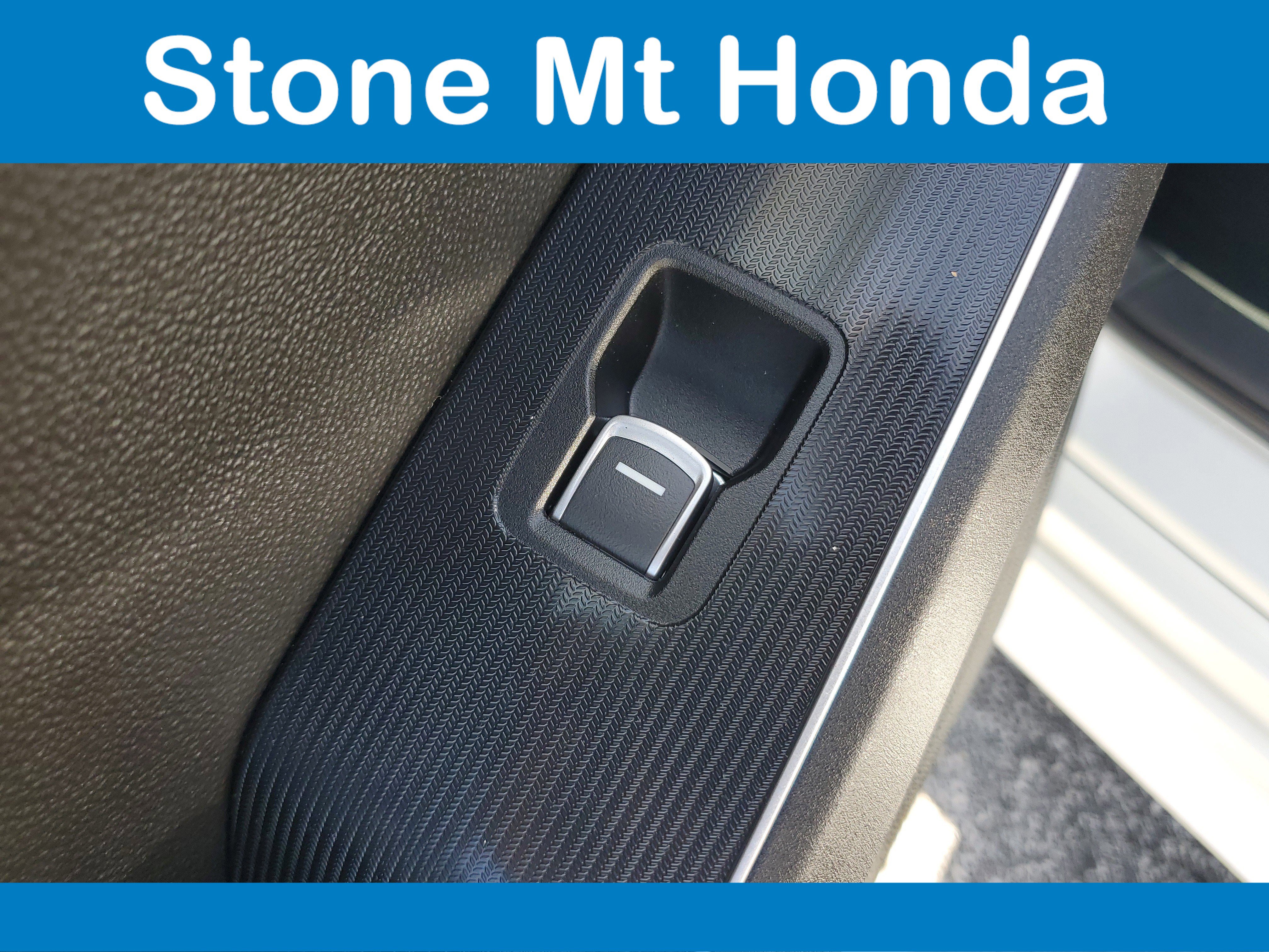 Used 2022 Honda Civic Touring image 11