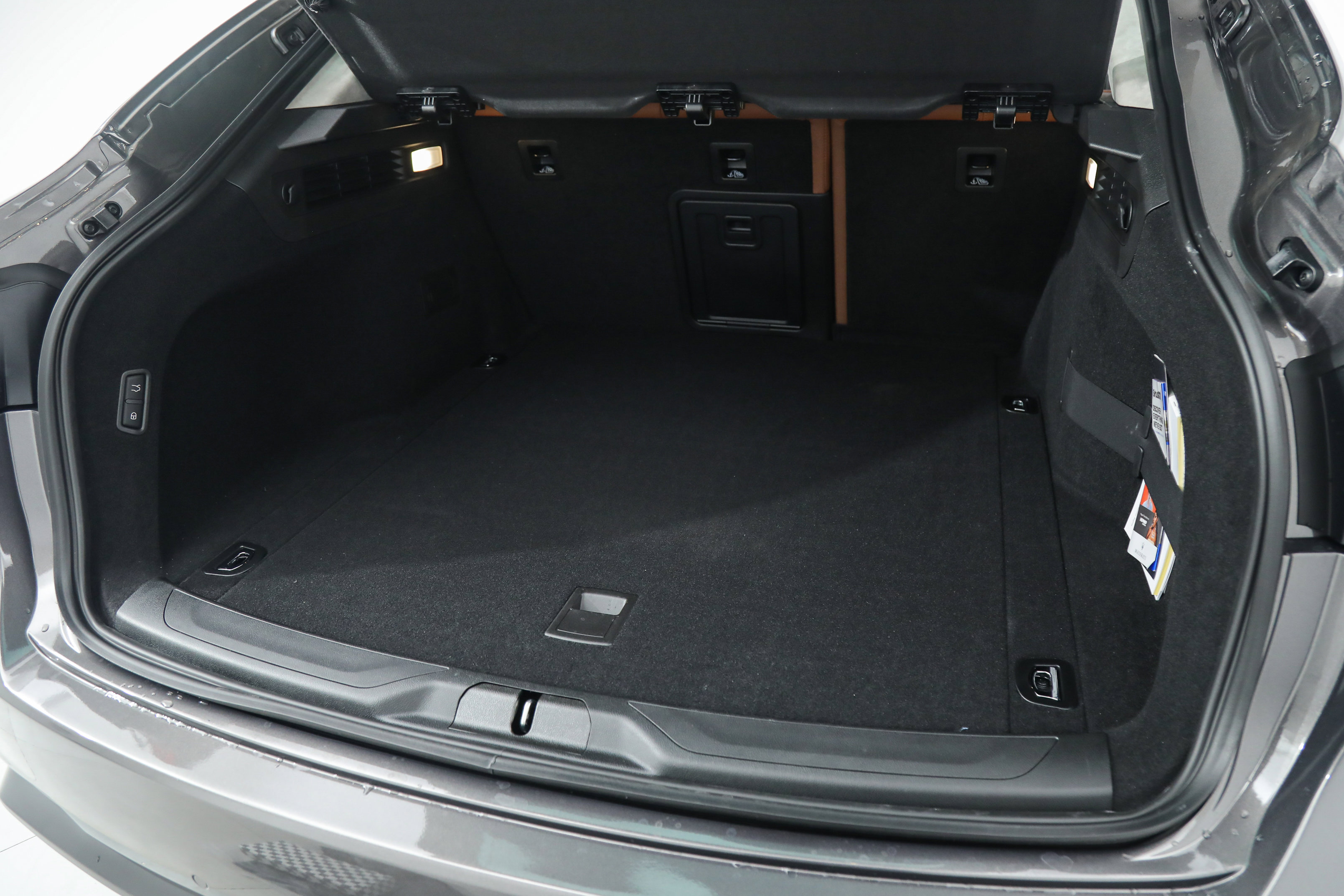 Certified 2022 Maserati Levante Modena image 23