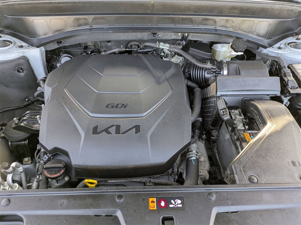 Used 2022 Kia Telluride SX w/ SX Prestige Package image 40