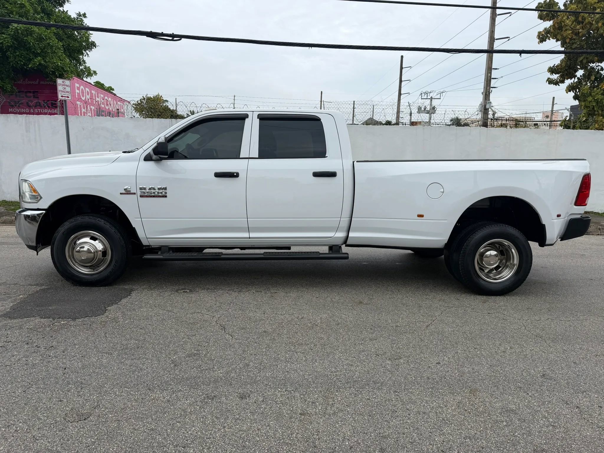Used 2018 RAM 3500 Tradesman w/ Popular Equipment Group AWD/4WD image 2