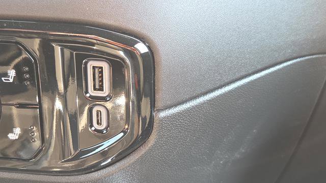 New 2026 GMC Sierra 1500 Elevation image 35