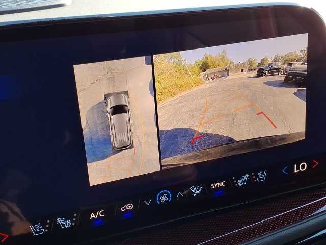 New 2027 Chevrolet Traverse RS w/ LPO, Floor Liner Package AWD/4WD image 33