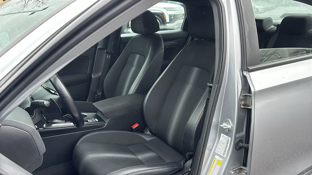 Used 2023 Honda Civic Sport image 10