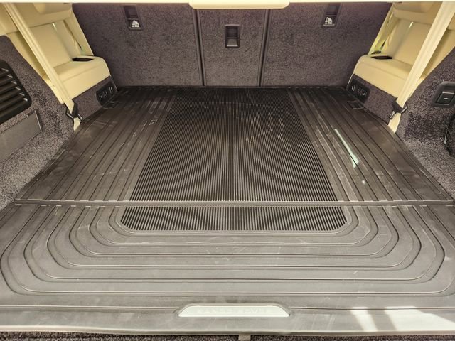 New 2026 Land Rover Range Rover Long Wheelbase Autobiography AWD/4WD image 22