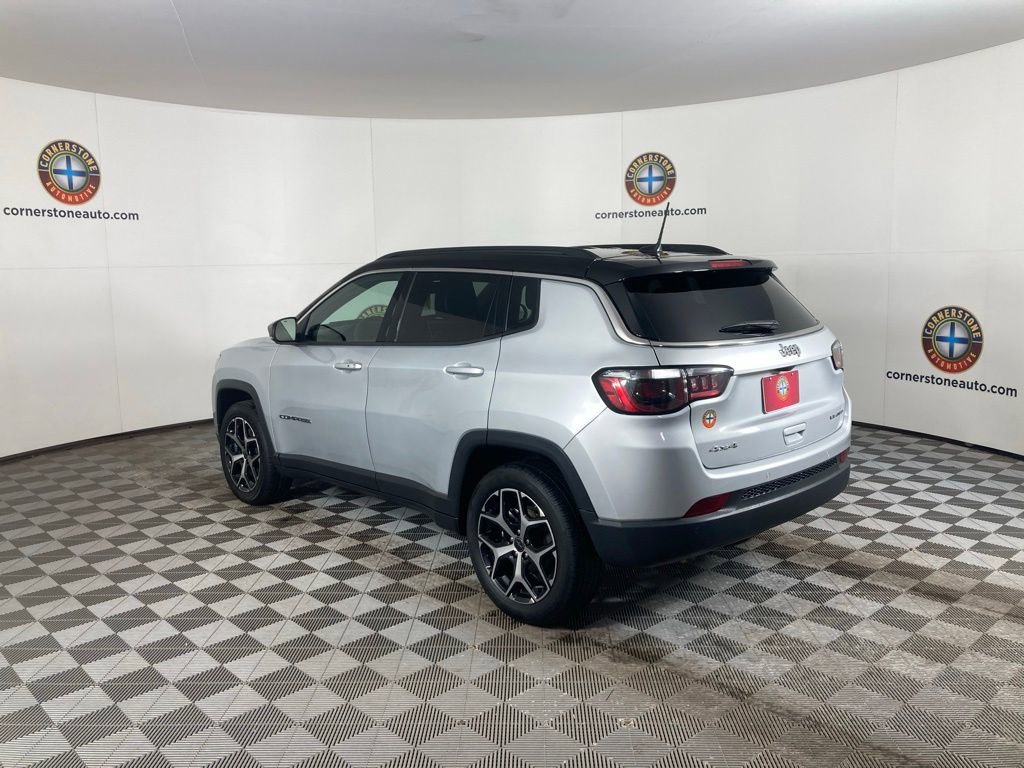 Used 2025 Jeep Compass Limited AWD/4WD image 20