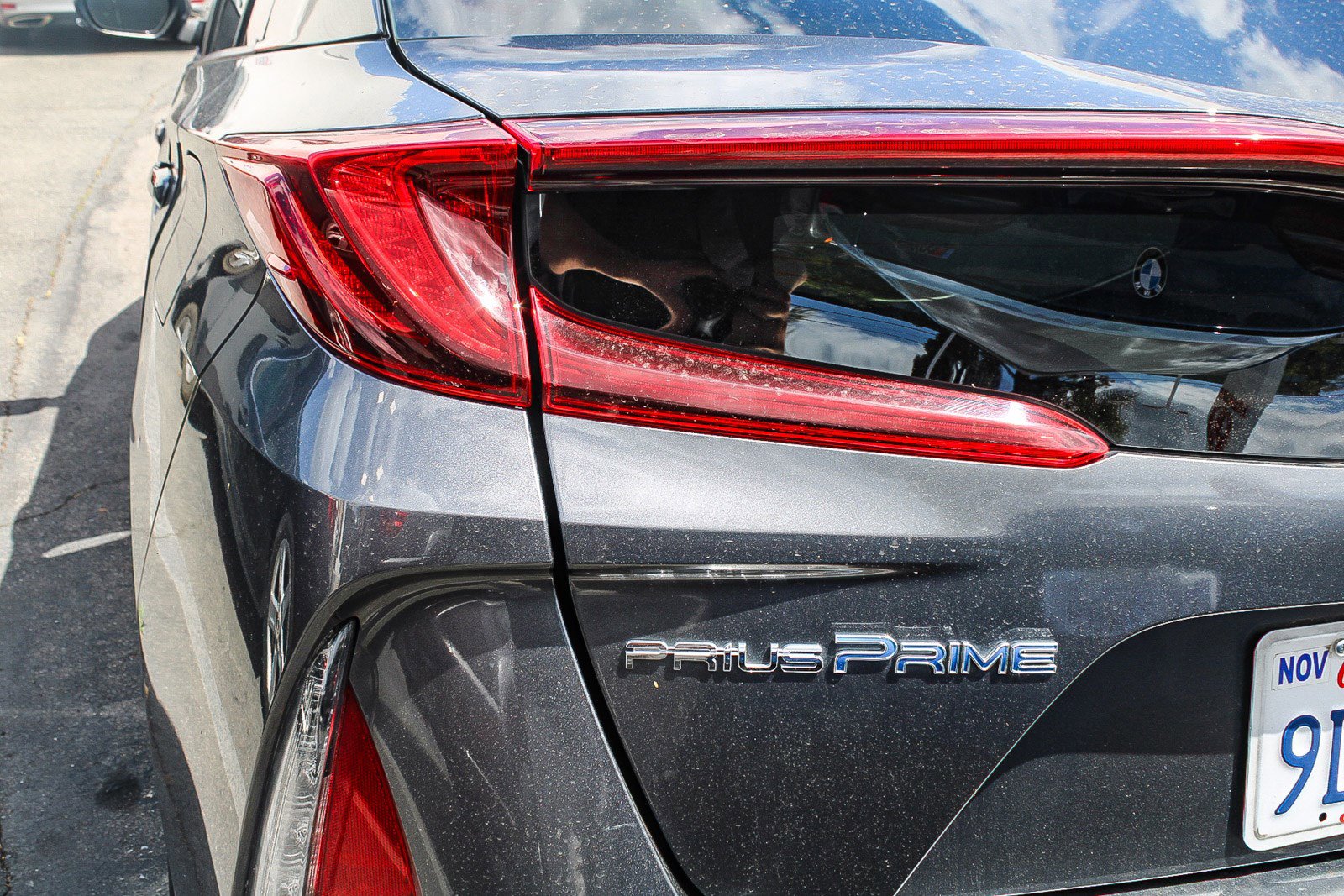 Used 2022 Toyota Prius Prime XLE FWD image 13