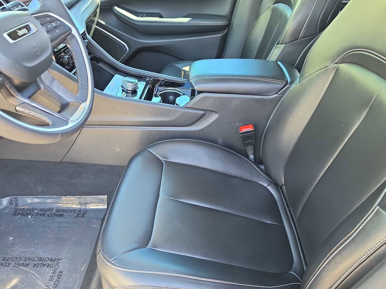 Used 2023 Jeep Grand Cherokee 4WD 4xe image 15