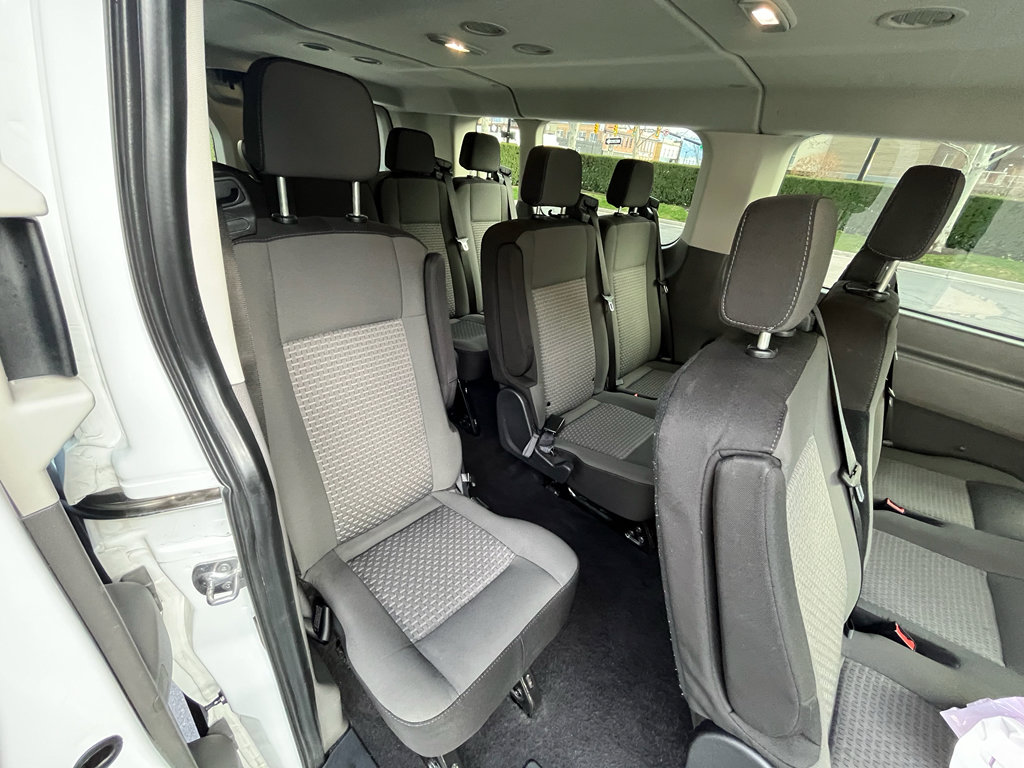 Used 2024 Ford Transit 350 XLT image 30