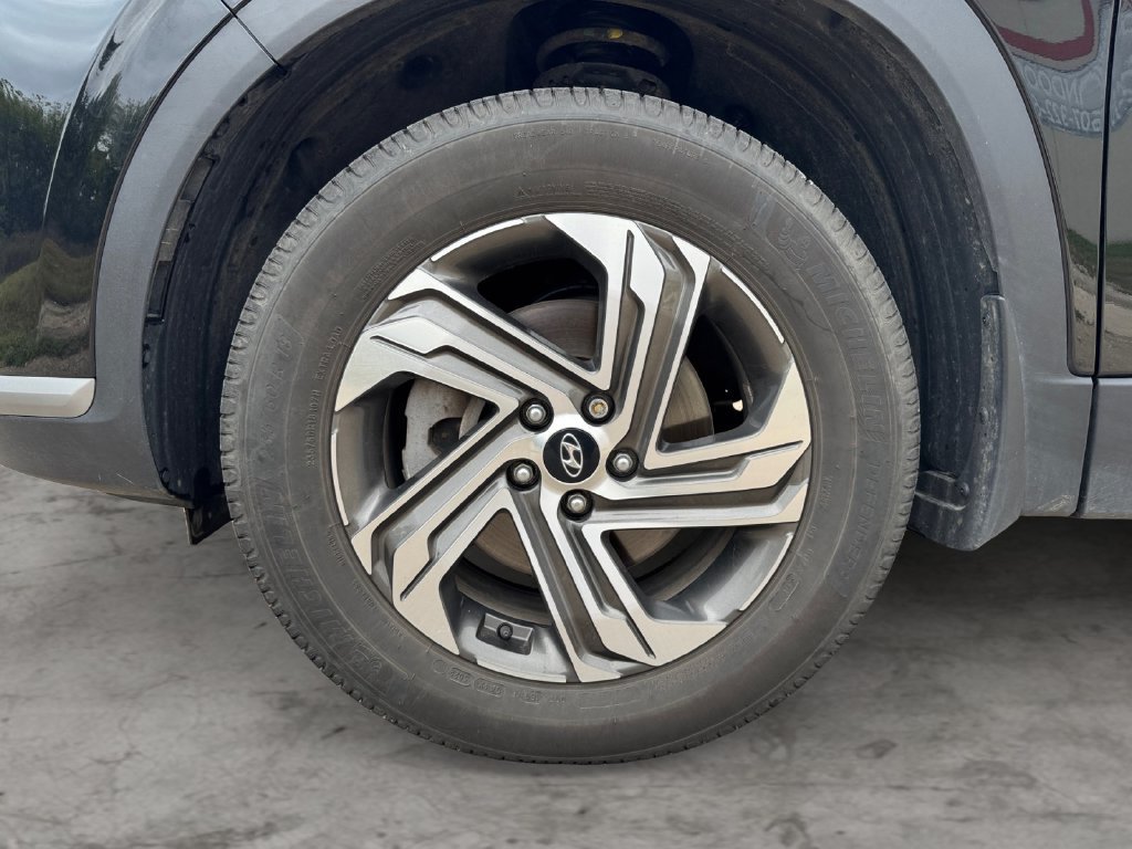 Used 2023 Hyundai Santa Fe SEL AWD/4WD image 9