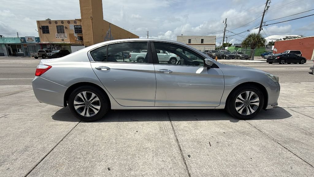 Used 2015 Honda Accord LX image 14